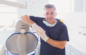 Emergency orthodontist in a treatment room at East Cobb dentistry.